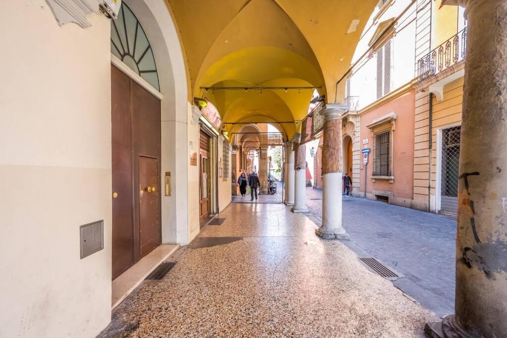 Old Town Via Marsala Apartment Болонья Экстерьер фото